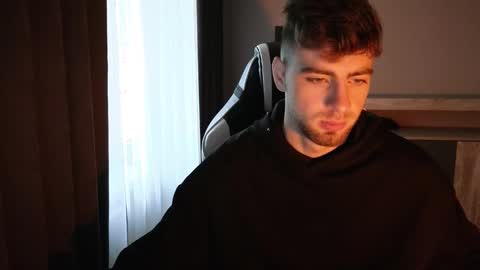 Sweetheart online show from September 30, 8:14 am