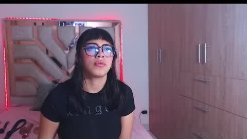 eylin_sofia online show from March 7, 8:13 am