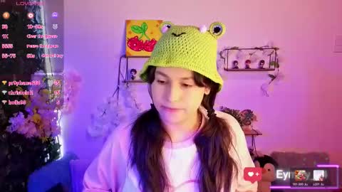 eymmy_24 online show from February 3, 2:53 am