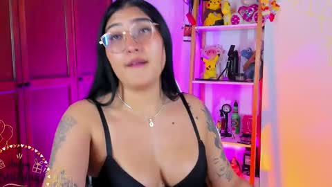 Emily online show from October 22, 1:09 am