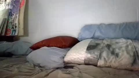 ez37going88 online show from February 25, 10:30 am