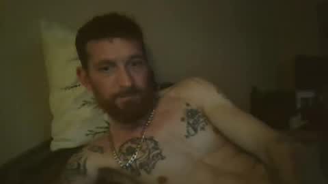 Snapshot of eze420711 chatting on January 10, 6:53 am Rustynailher online show from January 10, 6:53 am