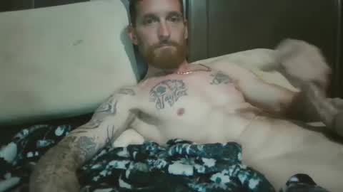 Snapshot of eze420711 chatting on September 18, 7:23 am Rustynailher online show from September 18, 7:23 am