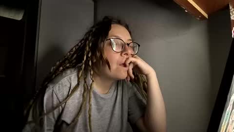 Aimee online show from April 28, 4:28 am