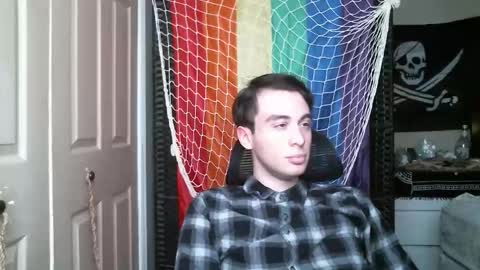 Ezra Naamah online show from February 8, 8:23 pm