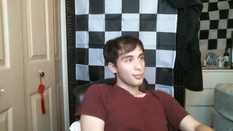 Snapshot of ezra_naamah chatting on February 17, 6:28 pm Ezra Naamah online show from February 17, 6:28 pm