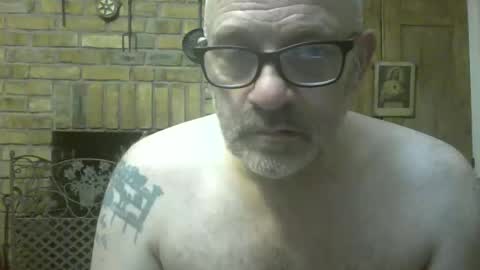 f1zzeek online show from February 19, 11:26 pm