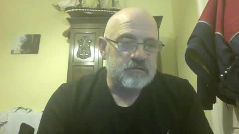 f1zzeek online show from April 24, 11:51 pm