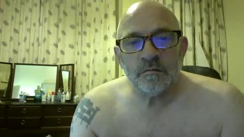 f1zzeek online show from June 12, 10:42 pm