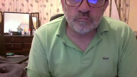 f1zzeek online show from June 14, 10:23 pm