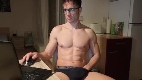 Snapshot of f24570a chatting on February 20, 3:45 am Mick online show from February 20, 3:45 am