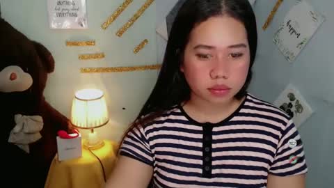 Snapshot of f3ckdollucy chatting on February 25, 3:09 pm yanna online show from February 25, 3:09 pm