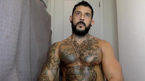 Fabianelgalan online show from December 31, 3:45 am