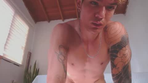 Snapshot of fabrizio_amery chatting on March 5, 9:48 pm - A N D E R online show from March 5, 9:48 pm