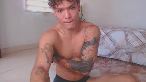 Snapshot of fabrizio_amery chatting on January 14, 5:23 pm - A N D E R online show from January 14, 5:23 pm