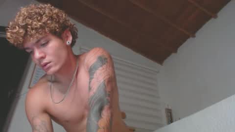 Snapshot of fabrizio_amery chatting on March 4, 12:50 am - A N D E R online show from March 4, 12:50 am