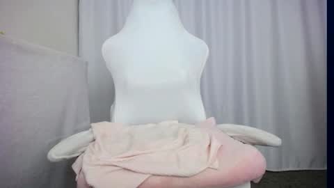 Bree online show from November 21, 1:42 pm