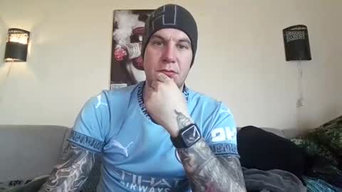 Dennis online show from November 10, 10:29 am