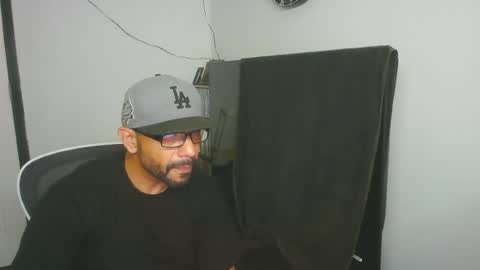Mark online show from June 14, 8:38 am