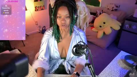 aisha online show from September 23, 12:15 am