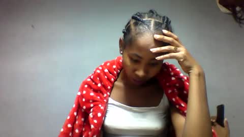 faiqua95 online show from April 29, 6:46 pm