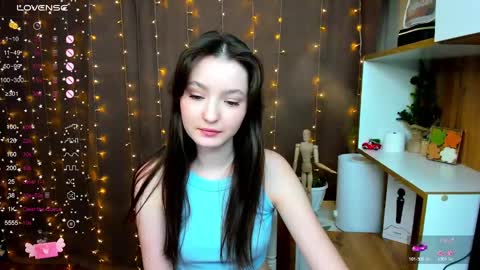 Kate online show from December 20, 1:43 pm