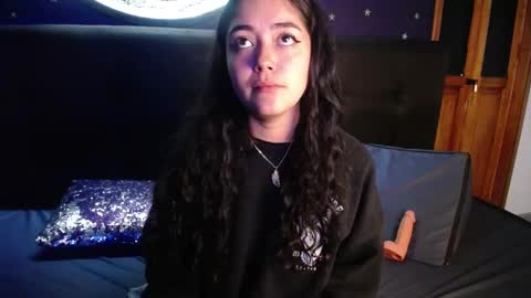Marie online show from September 18, 8:46 pm
