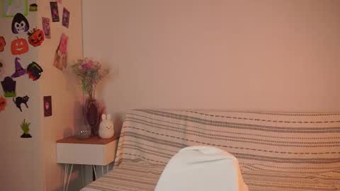 fairy_nine online show from November 12, 4:15 am