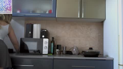 Arisha online show from February 23, 1:10 pm