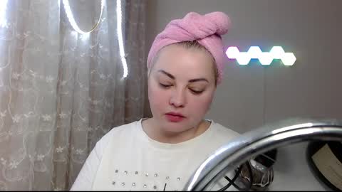 Jewell online show from December 2, 5:43 pm