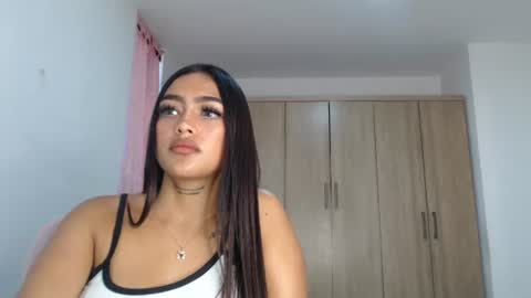 fairylatin online show from January 30, 11:22 am