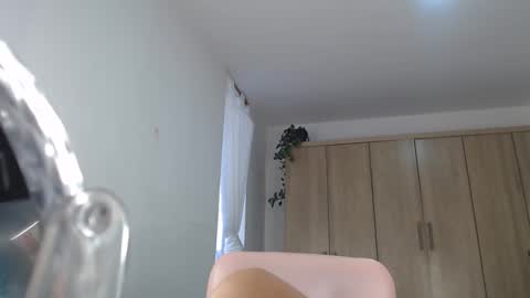fairylatin online show from February 26, 11:54 am