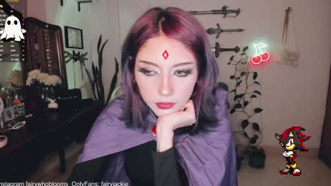 Snapshot of fairywhore chatting on January 10, 3:29 am Jackie Cosplayer online show from January 10, 3:29 am