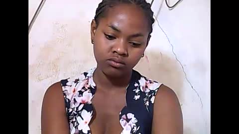 falielyse online show from October 3, 6:54 am