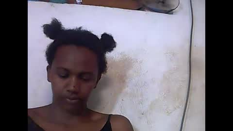 falielyse online show from October 26, 10:49 am