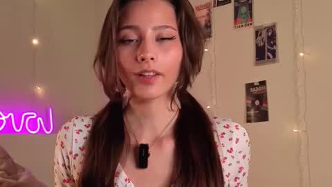Snapshot of falinecrosthwaite chatting on September 20, 7:28 pm Kaori online show from September 20, 7:28 pm