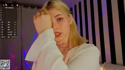 Emilia online show from November 16, 4:47 am