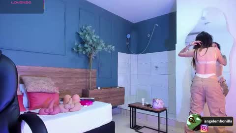 Megan    630  1330 -5 online show from November 6, 12:08 pm