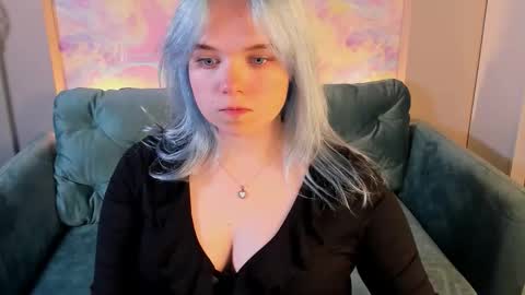 Bella online show from October 1, 3:11 pm