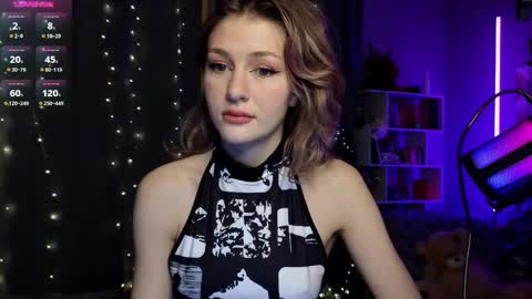 Snapshot of fancymeee chatting on December 15, 4:04 pm fancymeee online show from December 15, 4:04 pm