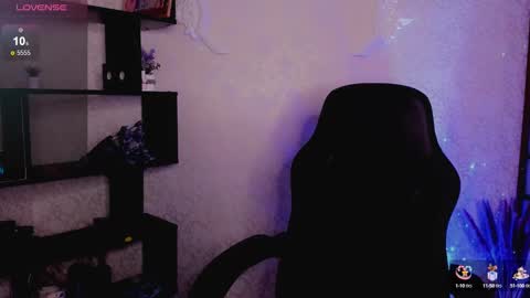 Snapshot of fane_stain chatting on March 7, 5:40 am Merida but you can call me Ida online show from March 7, 5:40 am