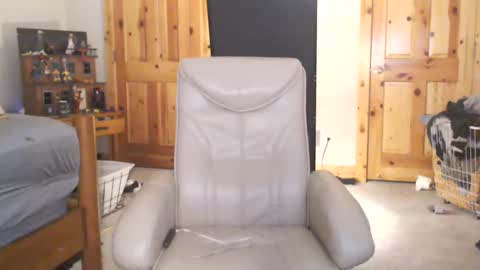 Snapshot of fanfriction chatting on March 5, 2:25 am Fan Friction online show from March 5, 2:25 am