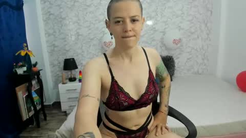 Snapshot of fanny_18 chatting on February 26, 2:49 pm FANNY online show from February 26, 2:49 pm
