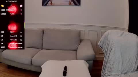 Snapshot of fanny_posy chatting on September 15, 10:11 pm Fanny online show from September 15, 10:11 pm