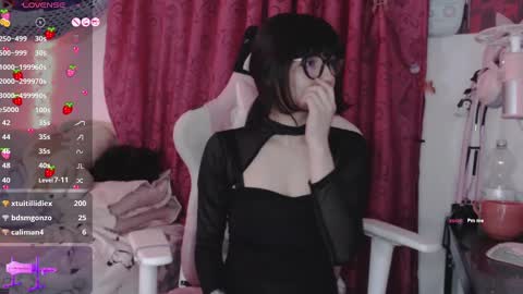 Snapshot of fantasma_gei chatting on December 15, 1:02 am  Fantasma.  online show from December 15, 1:02 am