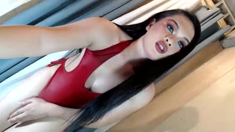 DANIELLA - DONT FORGET TO GIVE ME A THUMBSU UP online show from November 16, 10:50 am