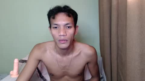 Snapshot of fantasy_davidxx chatting on February 8, 4:03 am David online show from February 8, 4:03 am