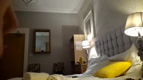 fantasyforcurves69 online show from October 27, 1:05 am