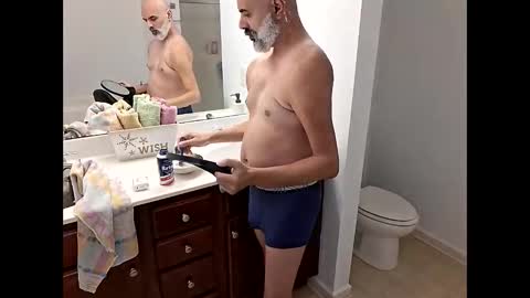 mike anglo online show from November 25, 6:07 pm