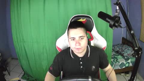 faon_ online show from October 30, 8:04 am